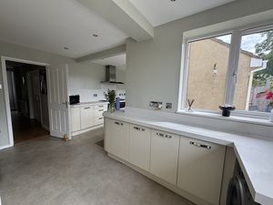 BREAKFAST AREA TO KITCHEN- click for photo gallery